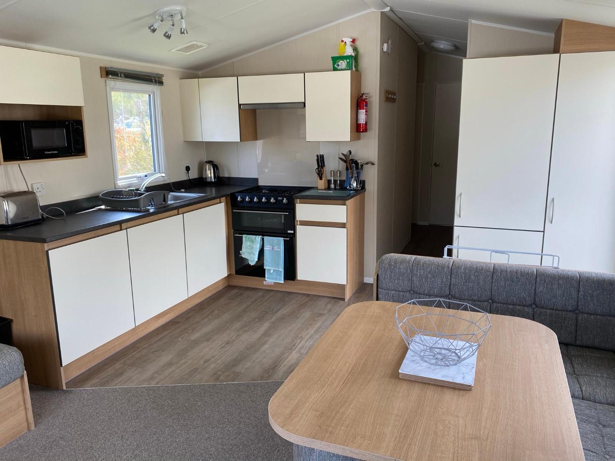 Whitecliff Bay Holiday Park - Most Popular Location Near Pools, Clubs And Beach بيمبريدج المظهر الخارجي الصورة